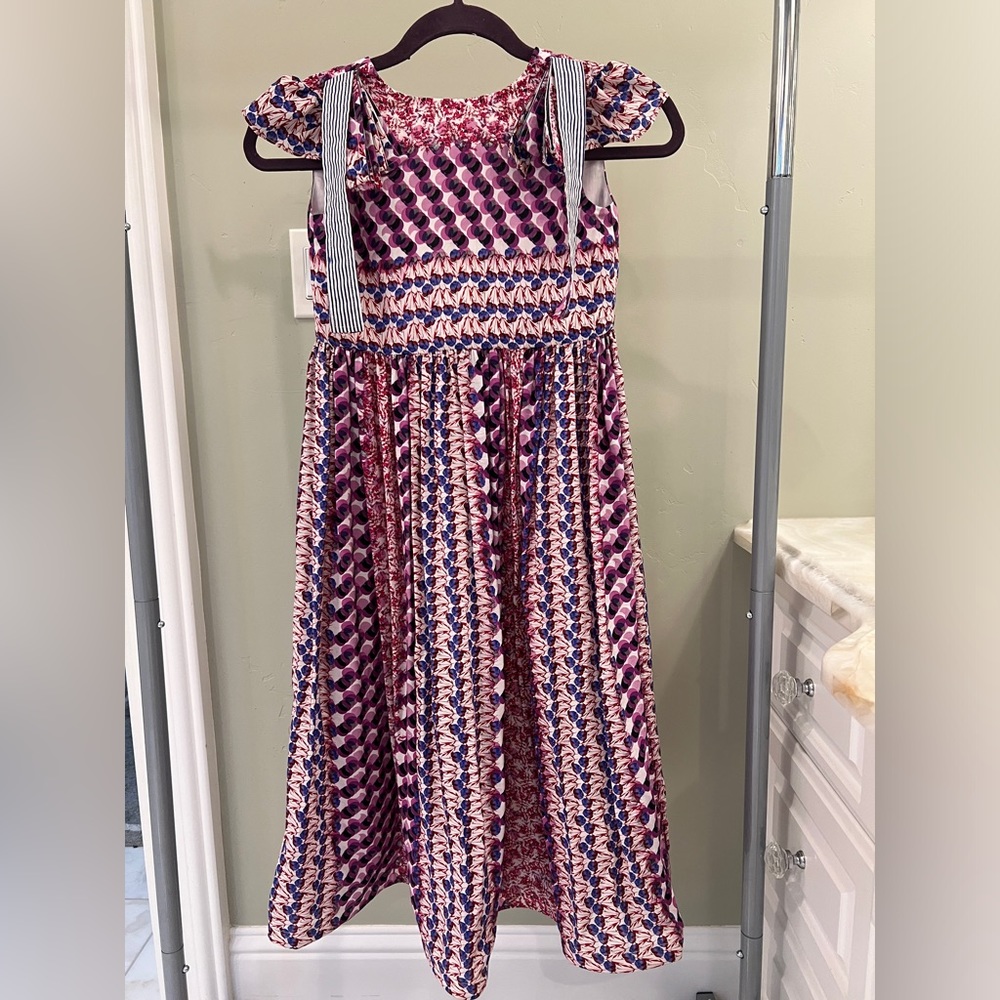Little girls long dress with zipper. Size 8-10